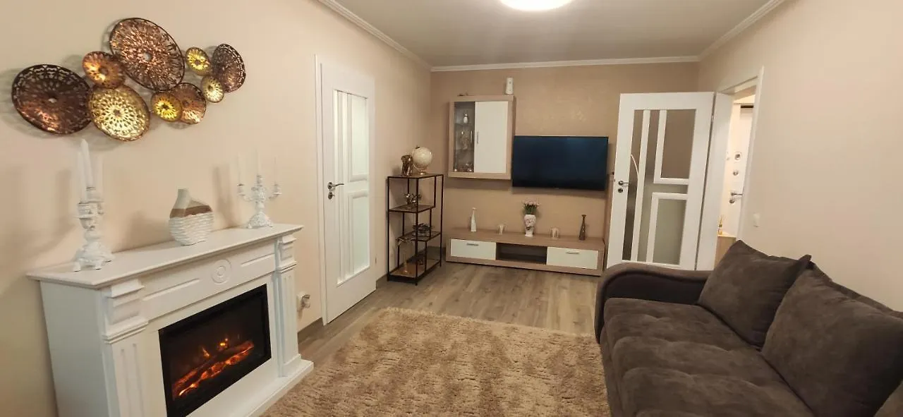Επικοινωνία με το Casa Lux